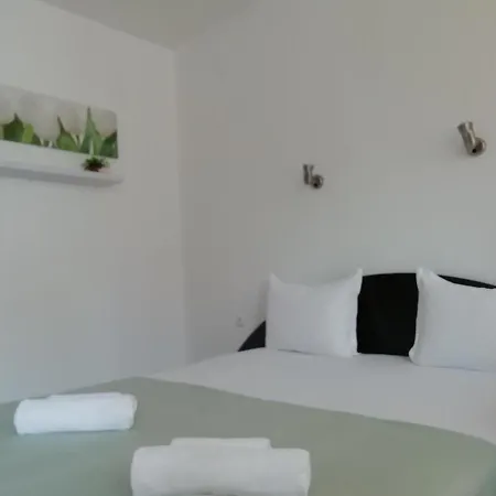 Kera 4*