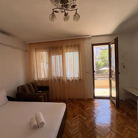Kera 4*