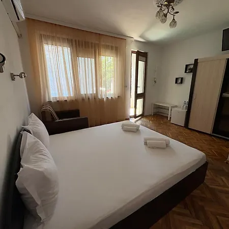 Kera Penzion 4*